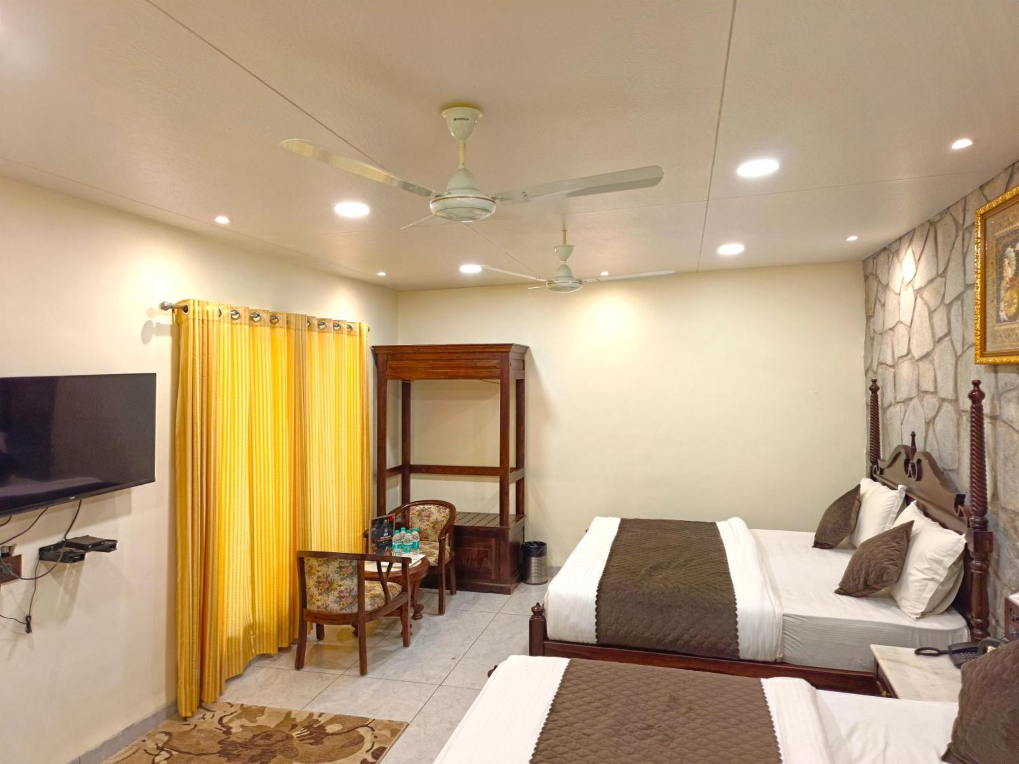 Hari Niwas - A Boutique Garden Resort Ābu Eksteriør billede