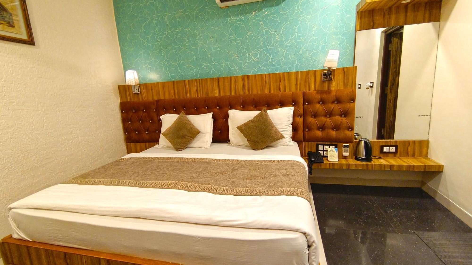 Hari Niwas - A Boutique Garden Resort Ābu Eksteriør billede
